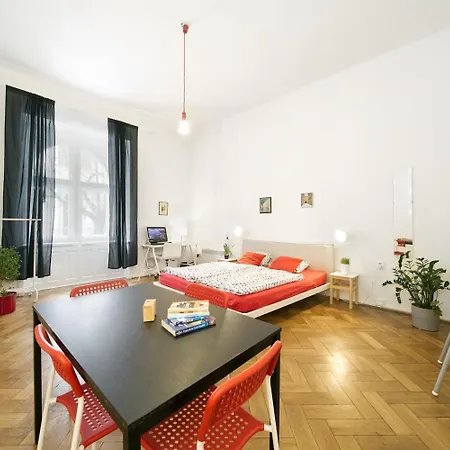 Like At Home In Center Of Prague Exterior photo
