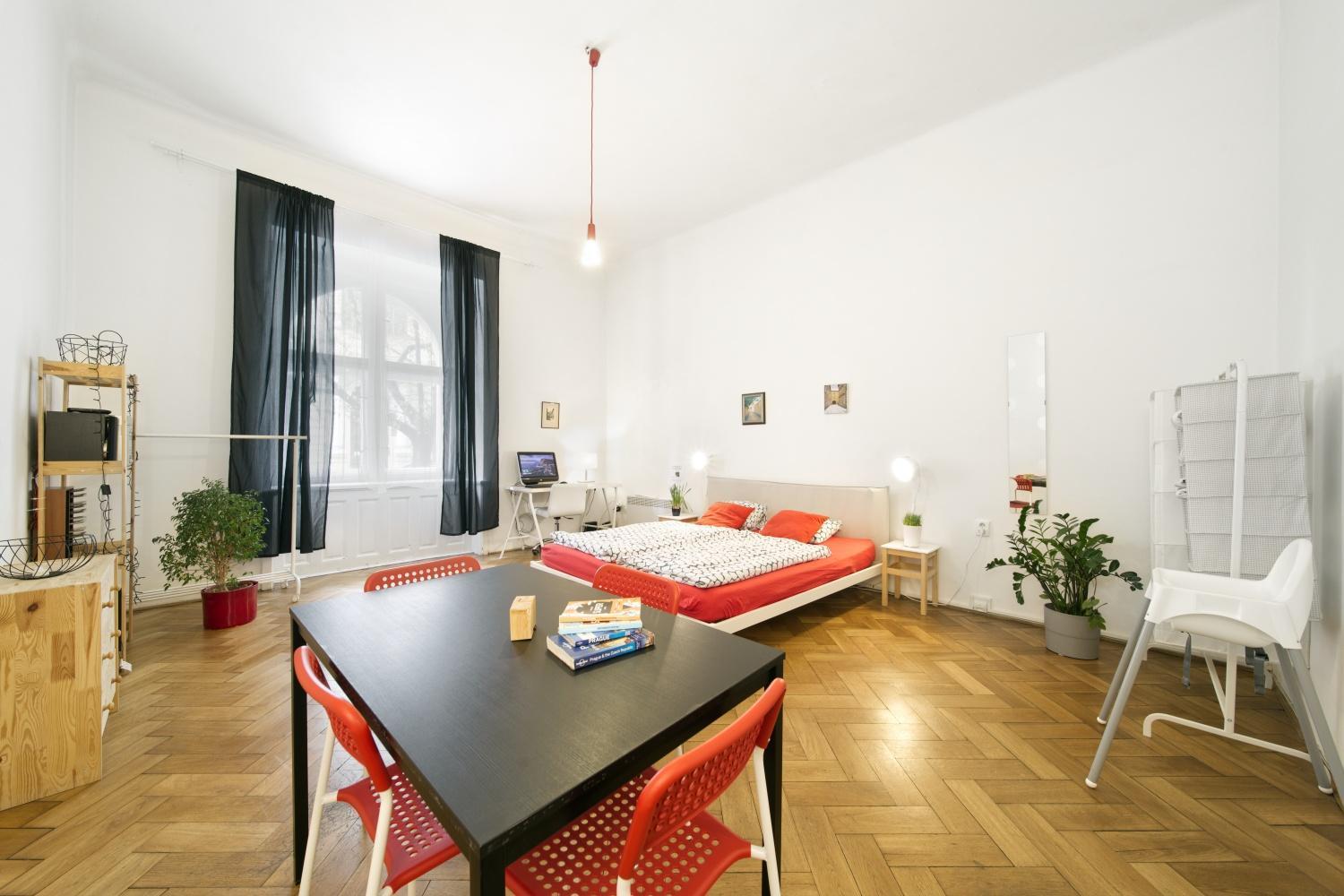 Like At In Center Of Apartament *